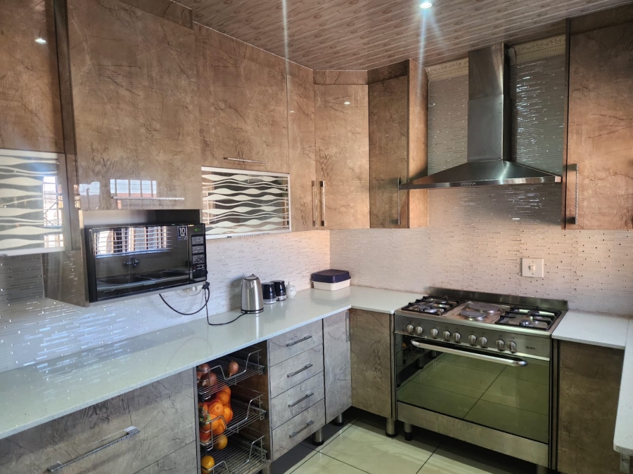 3 Bedroom Property for Sale in Boitekong North West